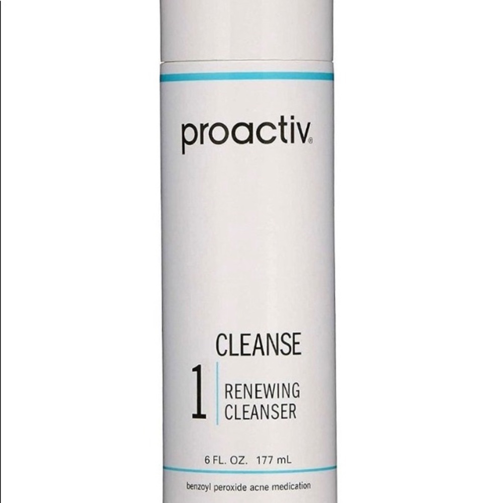 Proactiv Renewing Cleanser